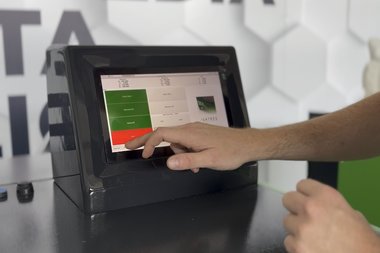 Basta la corrente a 220 V